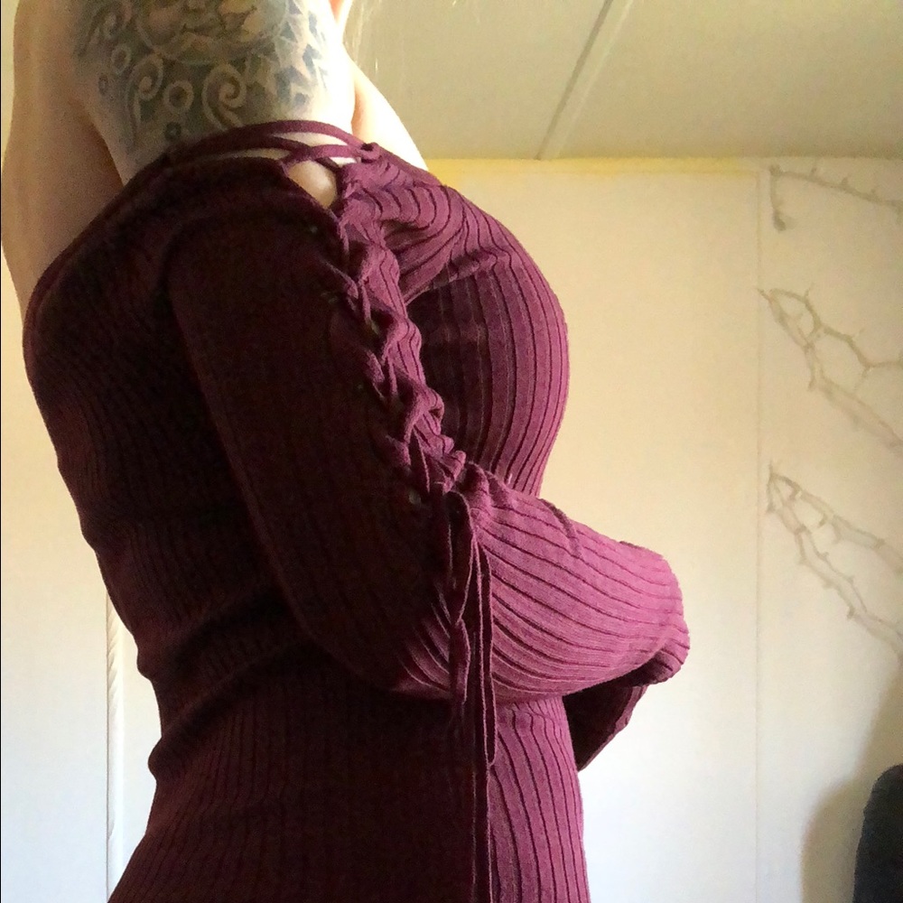 Maroon Ribbed long sleeve dress